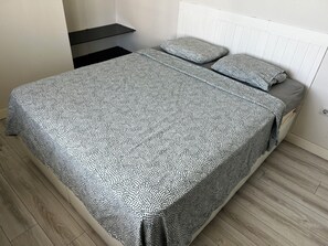 Room - Apartment in Complex with Pool and Great Location (Antalya)