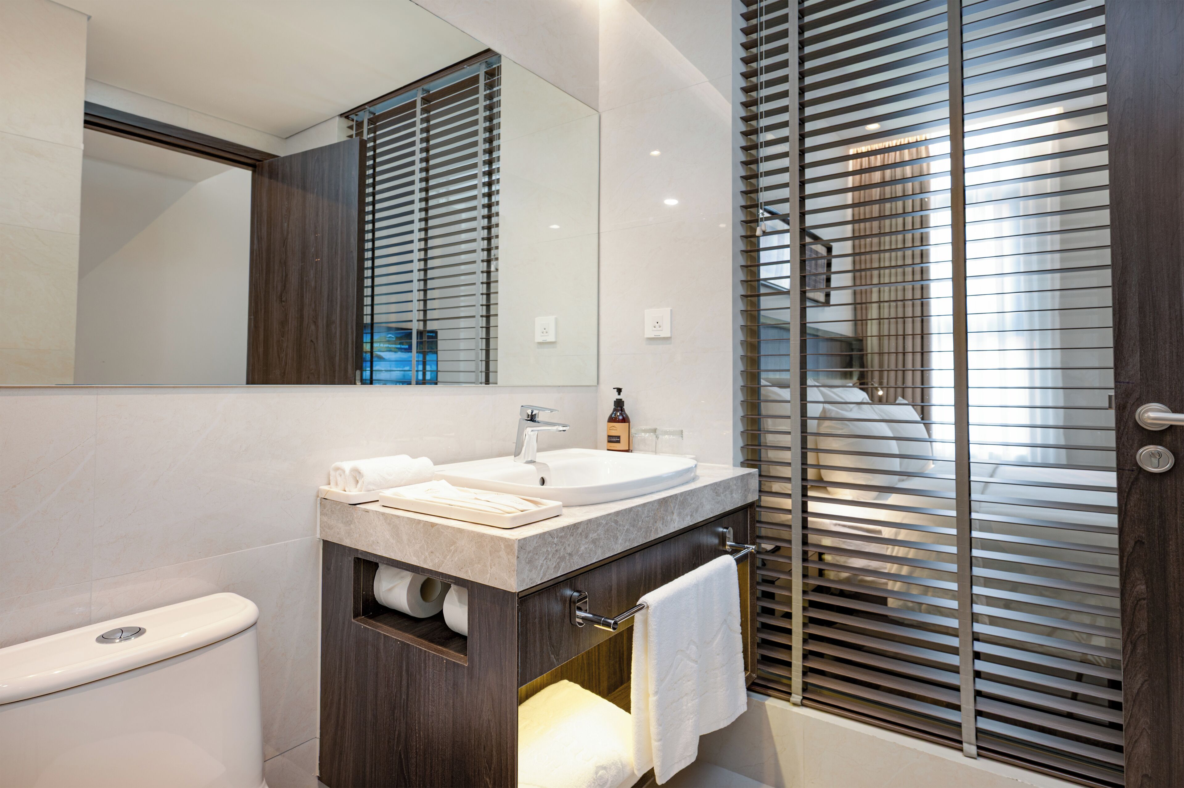 Quarto casal standard, vista para a cidade | Banheiro