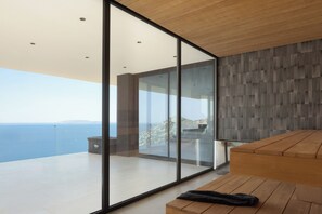 Spa - Seafront Cliff Villa with Infinity Pool & Wellness (Iraklio)