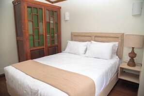 Cottage, patio, vista montagna