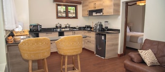 One-Bedroom Cottage with Mt.Kenya View