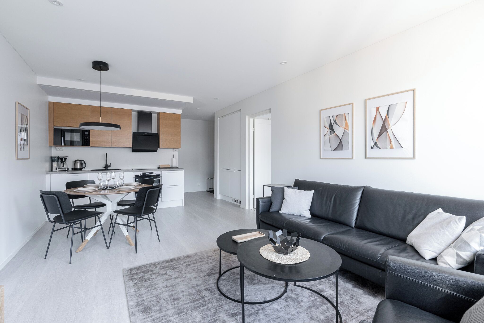 Apartemen Superior, balkon, pemandangan kota