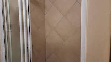 Appartement, 1 chambre | Salle de bain