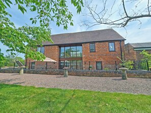 Exterior - 3 bedroom accommodation in Inkberrow (Malvern Hills)