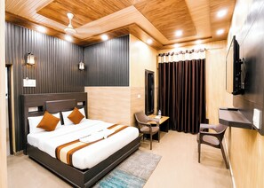 Standard Double Room, Multiple Beds, Air conditioning | Hypo-allergenic bedding, desk, soundproofing, free WiFi - Hotel Pardesi's Near Mansa Devi Temple (Haridwar)