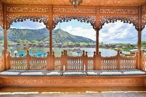 Front of property - Firdous Houseboats at Dal Lake (Srinagar)