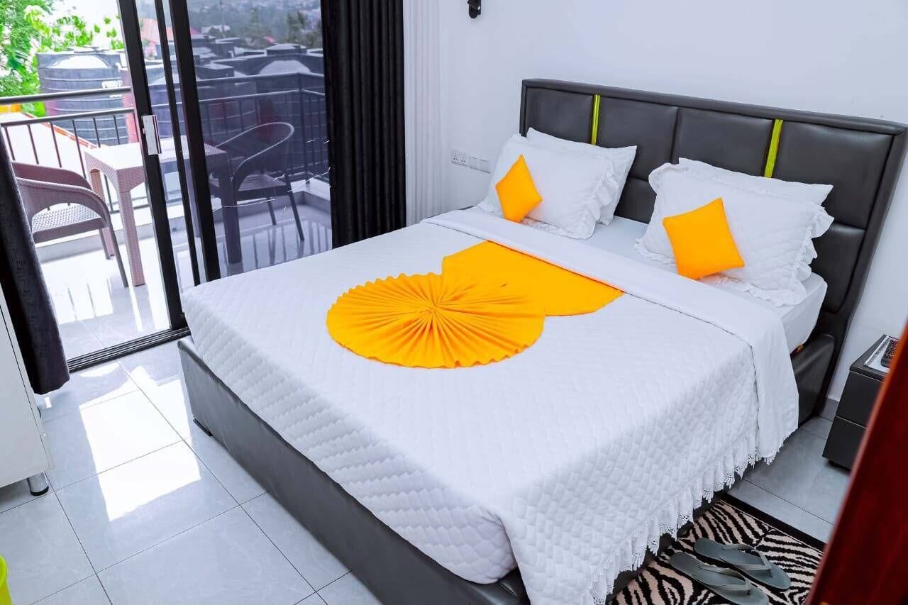 Matelas mémoire de forme, ameublement personnalisé, bureau