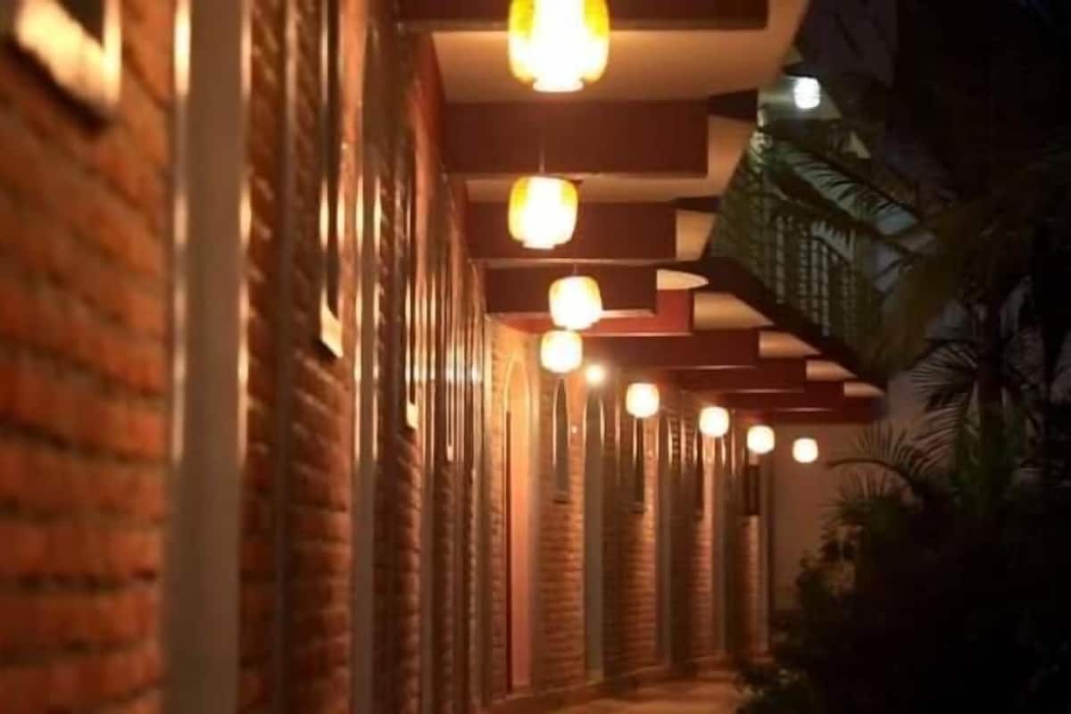 单人房, 阳台, 山景 | 特色家居、办公桌、笔记本电脑工作区、隔音