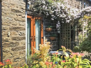 Exterior detail - 2 bedroom accommodation in Hayfield (High Peak)