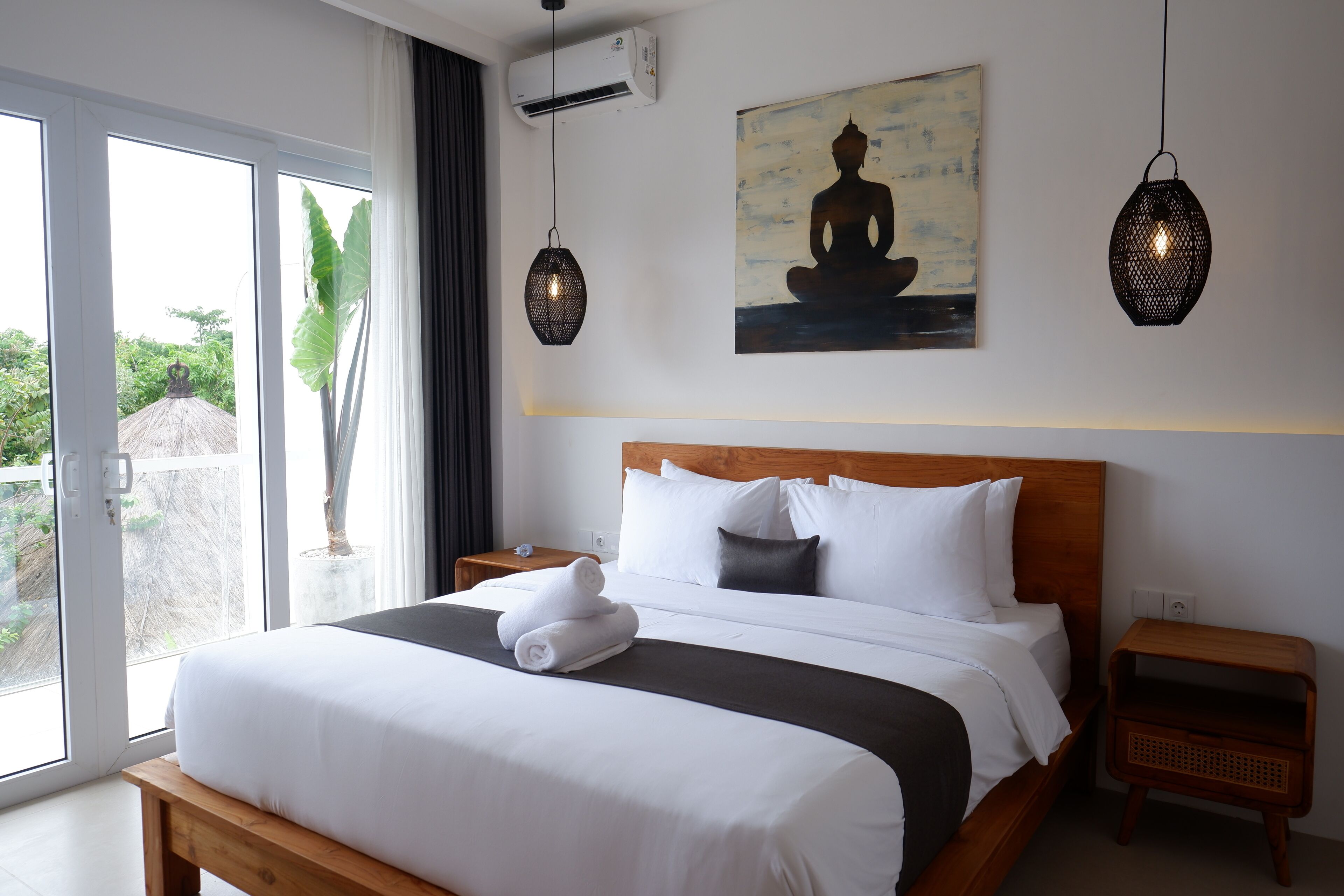 Comfort Villa, 2 Bedrooms, Pool View | In-room safe, free WiFi