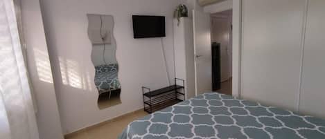 1 bedroom, iron/ironing board, Internet, bed sheets