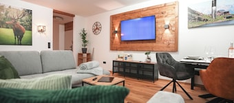 Vacation apartment Gipfelblick with balcony, 90sqm