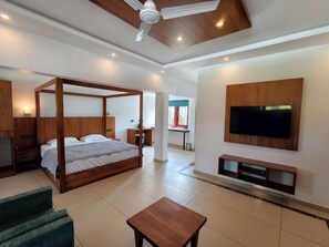 Studio Suite - 36 Palms - Sun and Sand (Kuzhuppilly)