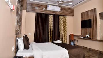 Deluxe Double Room, City View