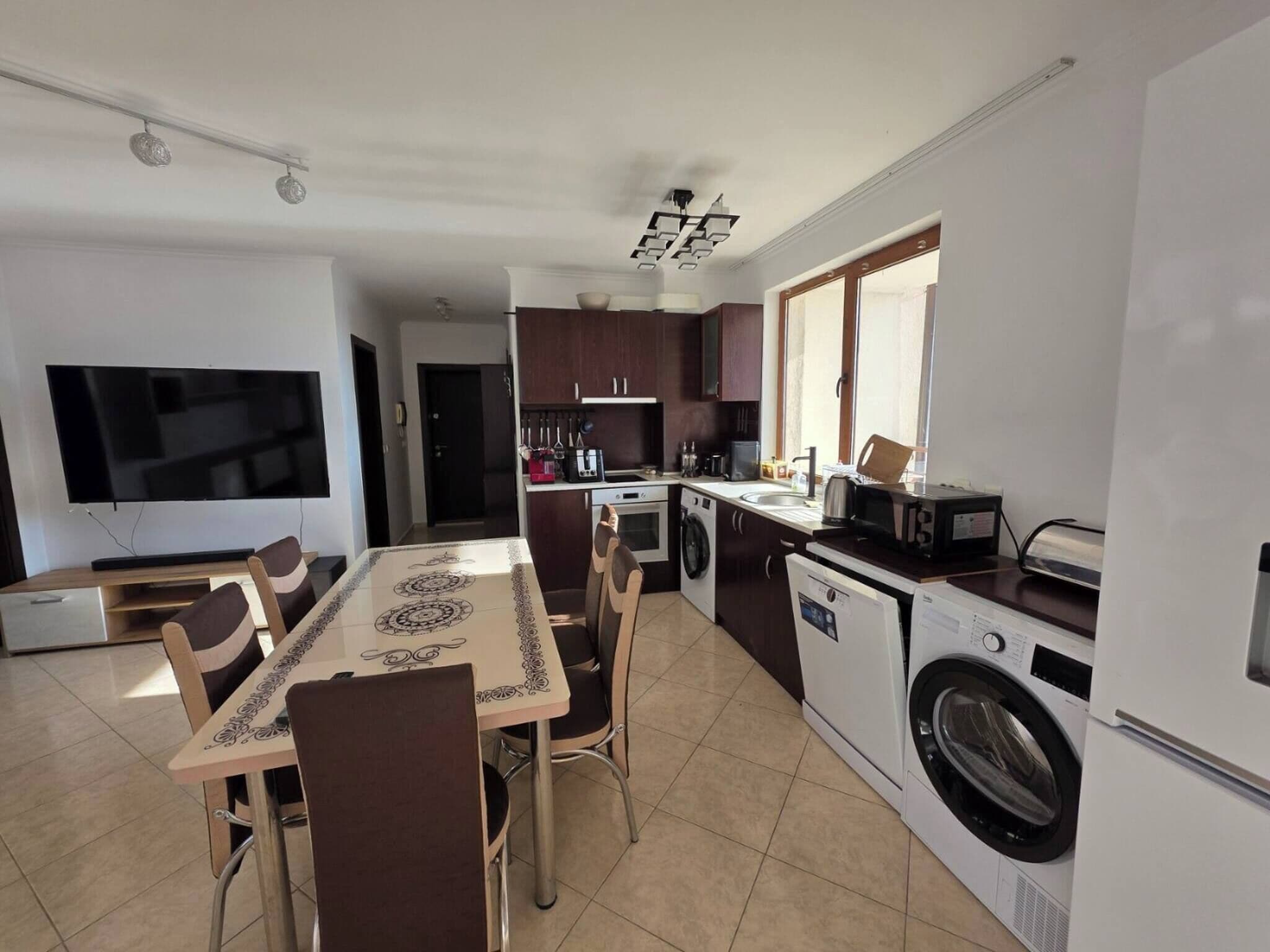 Apartamento, 2 quartos, sacada, vista para o jardim | Cozinha privada