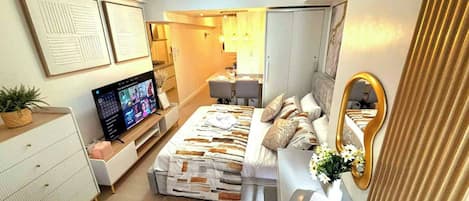 1 bedroom, Internet, bed sheets, wheelchair access
