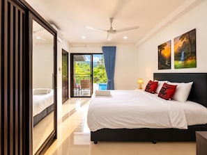 Room - Luxurious Villa with Private Pool and Stunning Views (ตำบล ฉลอง)
