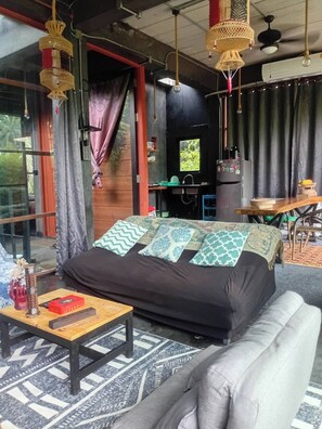 Room - Private Room Crystal Jungle House- King Bed-Private Bathroom - Roof Top (Ko Pha-ngan)