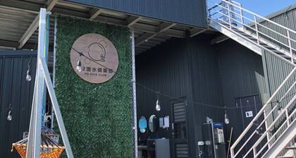 O2 dive hostel