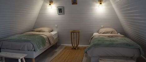 2 bedrooms, Internet, bed sheets