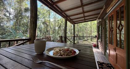 Sunshine Coast Hinterland
Mary River Hideaway- Bush Turkey Retreat Cabin
