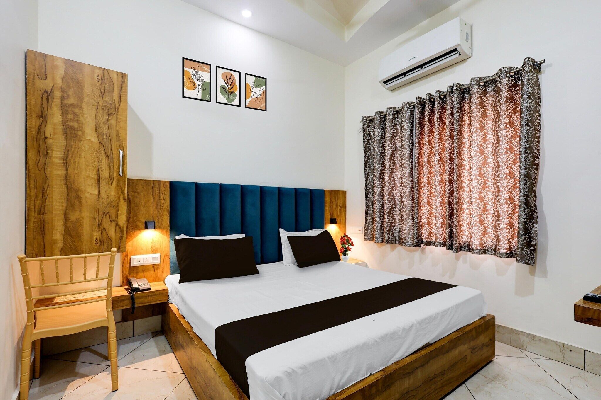 1 bedroom, desk, free WiFi, bed sheets