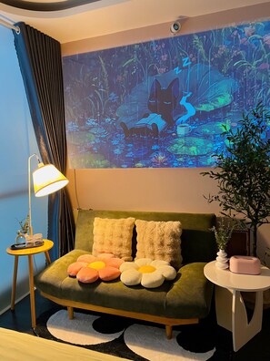 Economy Studio Suite, City View | Living area - Trisstay Saigon - Dien Bien Phu (Gia Dinh)