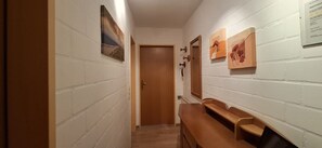 Interior - Appartmenthaus Nolting Apartment 3 Nolting: 40 m² with terrace and WLAN - (Werdum)