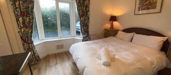 Cosy Traditional Irish Cottage