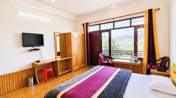 Ropa de cama hipoalergénica, escritorio, insonorización y wifi gratis 