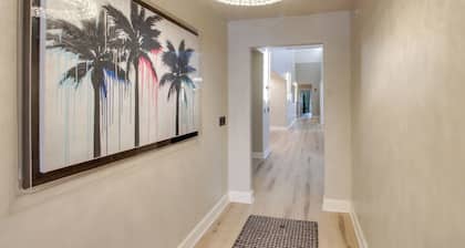 Boutique-Style Condo, Just Outside Overland Park