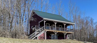 Group Friendly! Mtn-View Haven in Waterbury Center