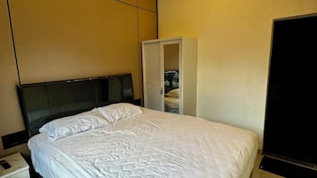 Deluxe Room, Balcony | Free WiFi