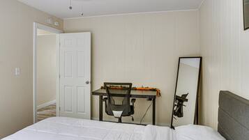 2 bedrooms, desk, iron/ironing board, travel crib