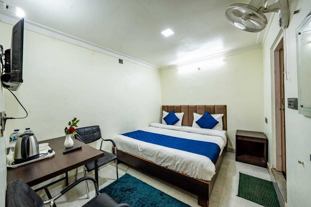 Deluxe Double Room, City View