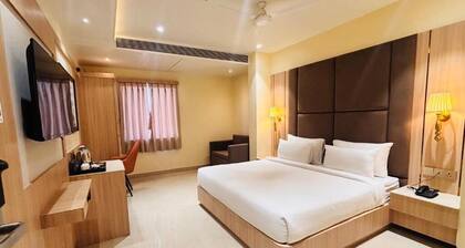 HOTEL THE ELITE