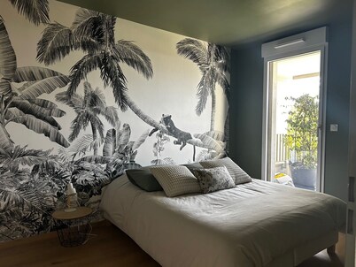 Spacious apartment in new residence with secure parking