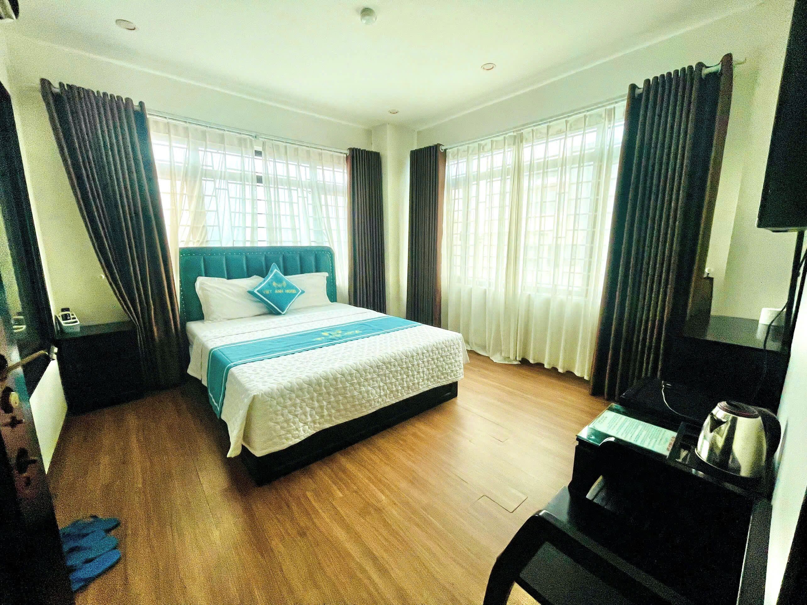 Superior Double Room, City View