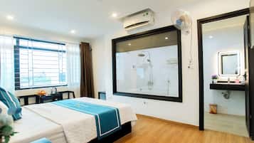 Superior Double Room, City View | Laptop workspace, blackout curtains, soundproofing, free WiFi