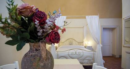 Studio apartment in period residence