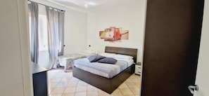 Iron/ironing board, WiFi (free) - La maison de Lucie Sorrento (Sorrento)