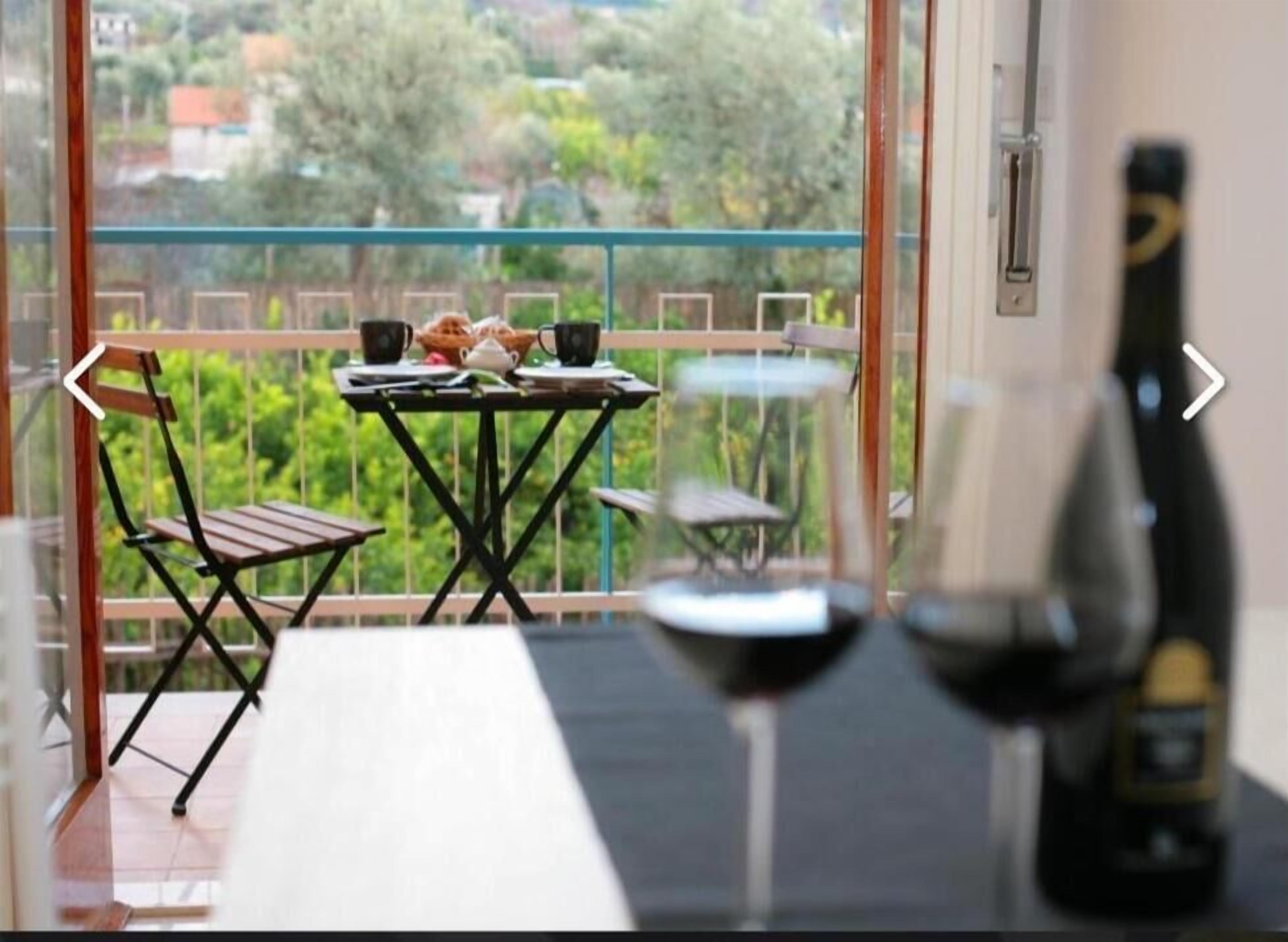 Comfort Apartment, Balcony, City View | Dining