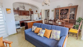 Superior Apartment, 1 Bedroom | Living area