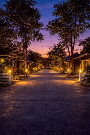 Property grounds - Na Ville Resort (Sing Buri)