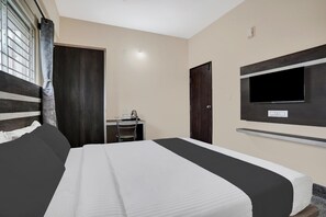 Room - Super Collection O Peenya 2nd stage (Bangalore)