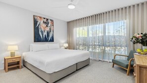 3 Schlafzimmer, Bügeleisen/Bügelbrett, Internetzugang, Bettwäsche
