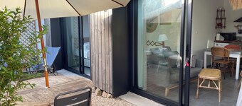 Accommodation with terrace 3 minutes from the sea and shops