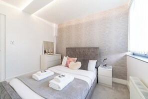 3 Schlafzimmer, Bügeleisen/Bügelbrett, WLAN, Bettwäsche
