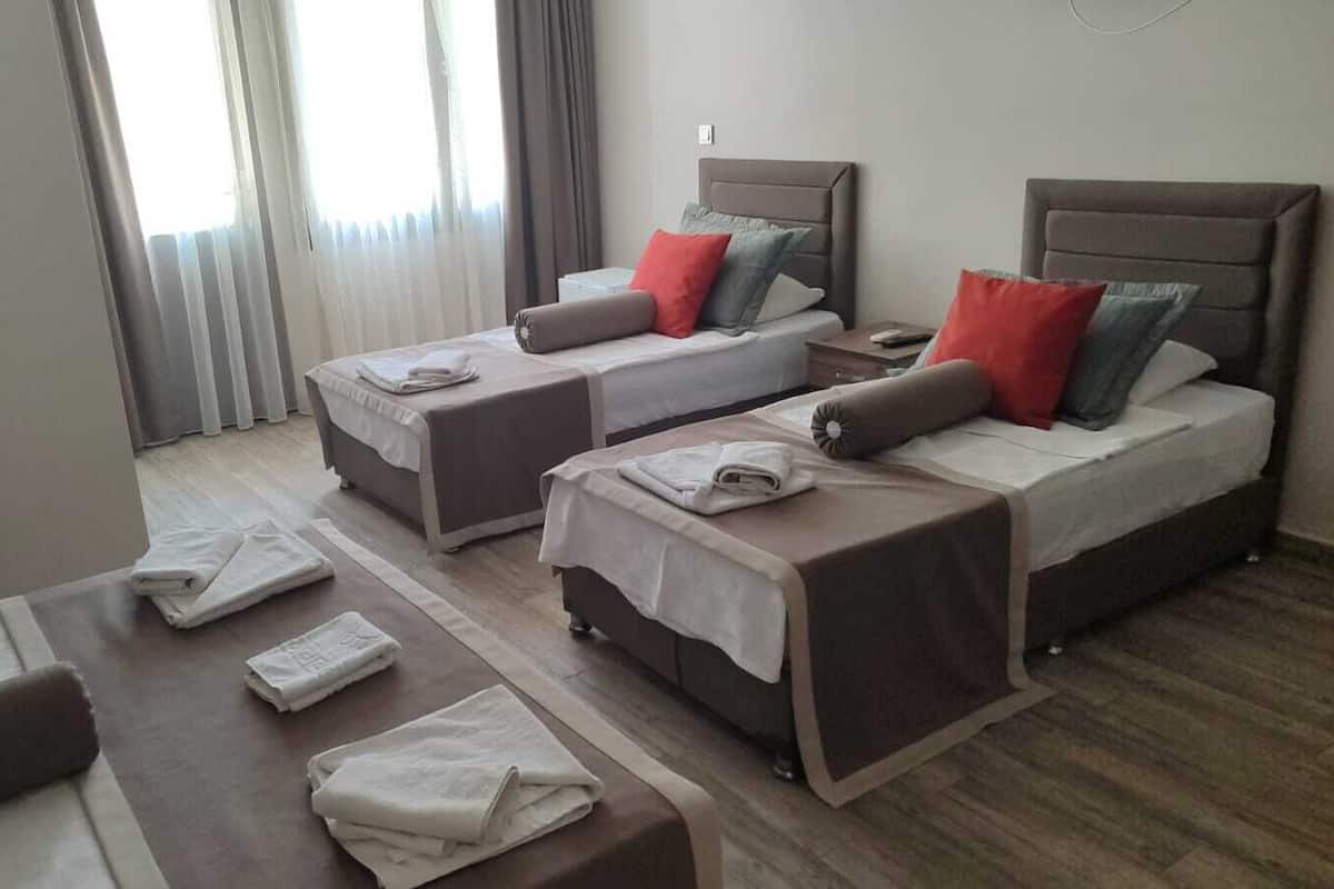 Standard Quadruple Room, Balcony