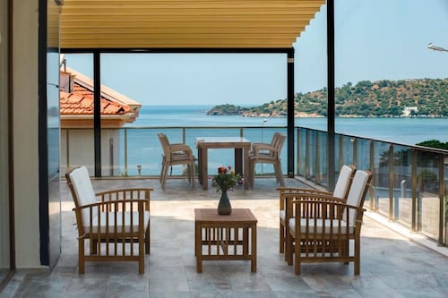 Yasemin Hotel 